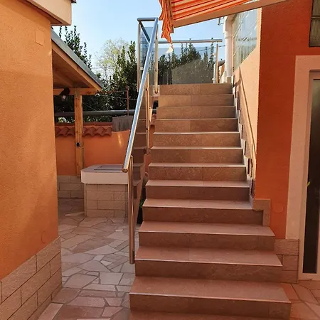 Apartament 17
