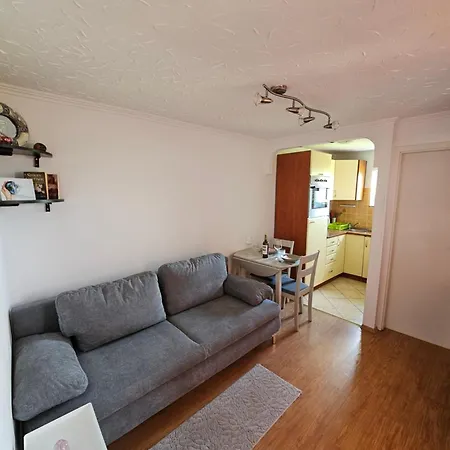 17 Apartament